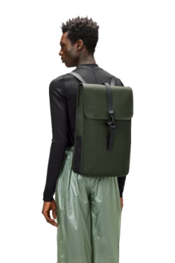 Rains Backpack 15" Rugzak Green -Stijlvolle Tassen 13000 green men 1