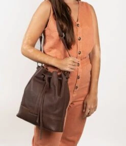 Cowboysbag Le Femme Crossbody Cairo Brown 9 Cowboysbag Le Femme Crossbody Cairo Brown -Stijlvolle Tassen bag cairo3341 000500 brown 5