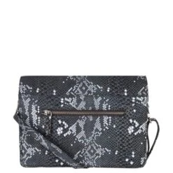 Cowboysbag X Bobbie Bodt Bag Onyx Schoudertas Snake Black And White 7 Cowboysbag X Bobbie Bodt Bag Onyx Schoudertas Snake Black And White -Stijlvolle Tassen bag onyx3061 3 000107 snakeblackandwhite 3