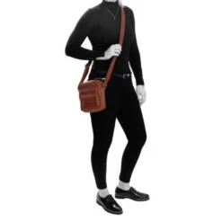 Chesterfield Anna Schoudertas Cognac -Stijlvolle Tassen c48.066931 model 2