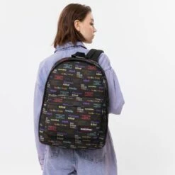 Eastpak Out Of Office Rugzak Nostalgia Black -Stijlvolle Tassen ek000767 9a6 alt001 uc216888 mhigh