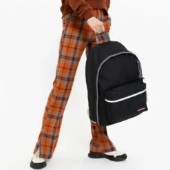 Eastpak Out Of Office Rugzak Kontrast Grey White -Stijlvolle Tassen ek000767 u67 alt001 uc203356 mlow