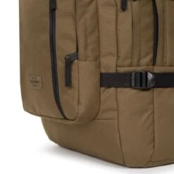 Eastpak Volker CS Rugzak Mono Army 13 Eastpak Volker CS Rugzak Mono Army -Stijlvolle Tassen ek0a5bew o30 alt005 uc215750 mhigh