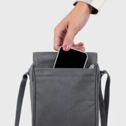 Fjallraven Fjällräven Greenland Pocket Foliage Green -Stijlvolle Tassen greenland pocket 23156 046 f detail fjr 1