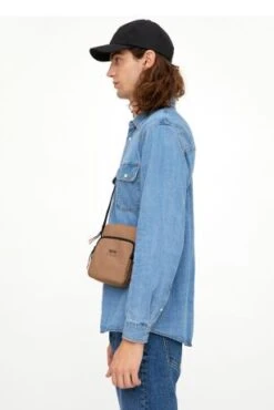 Lefrik Tokyo Crossbody Schoudertas Camel 11 Lefrik Tokyo Crossbody Schoudertas Camel -Stijlvolle Tassen lefrik aw22 220247