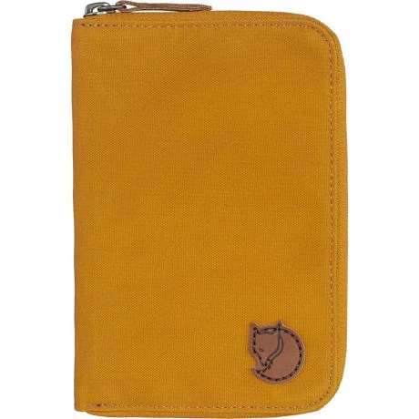 Fjallraven Fjällräven Passport Wallet Acorn 1 Fjallraven Fjällräven Passport Wallet Acorn